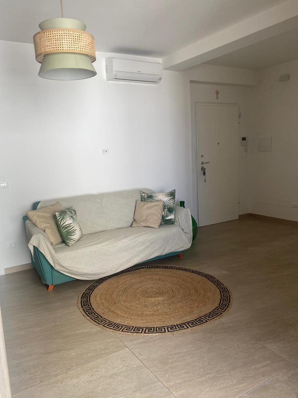 Living room, air conditioner