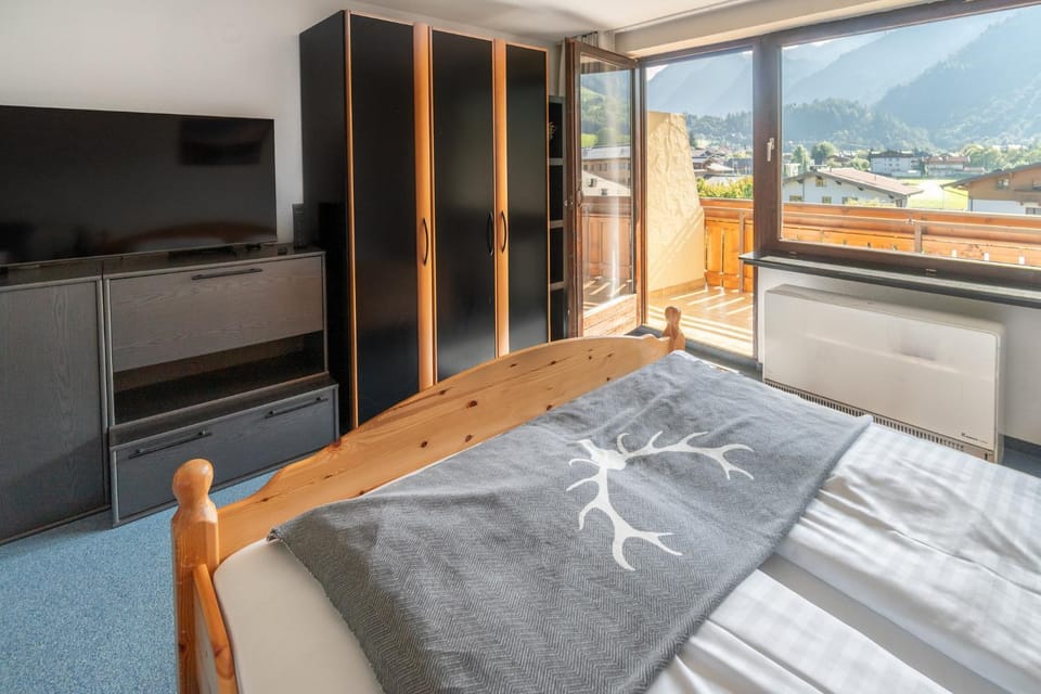 Alan Apartment in Kaprun SOMMER CARD - Amazing view - Central Location Apartment in Piesendorf
