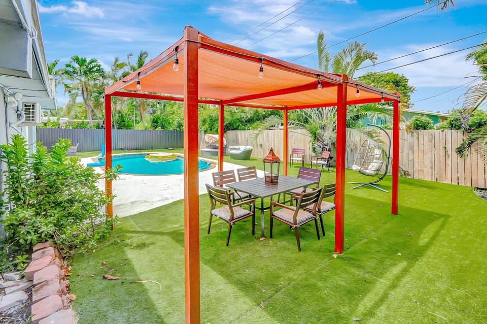 Swimming pool