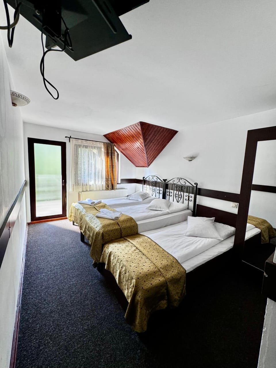 Crăiasa 2 Bed and Breakfast in Brașov County