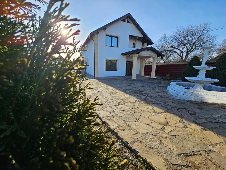Vila Medana- Neamt House in Romania