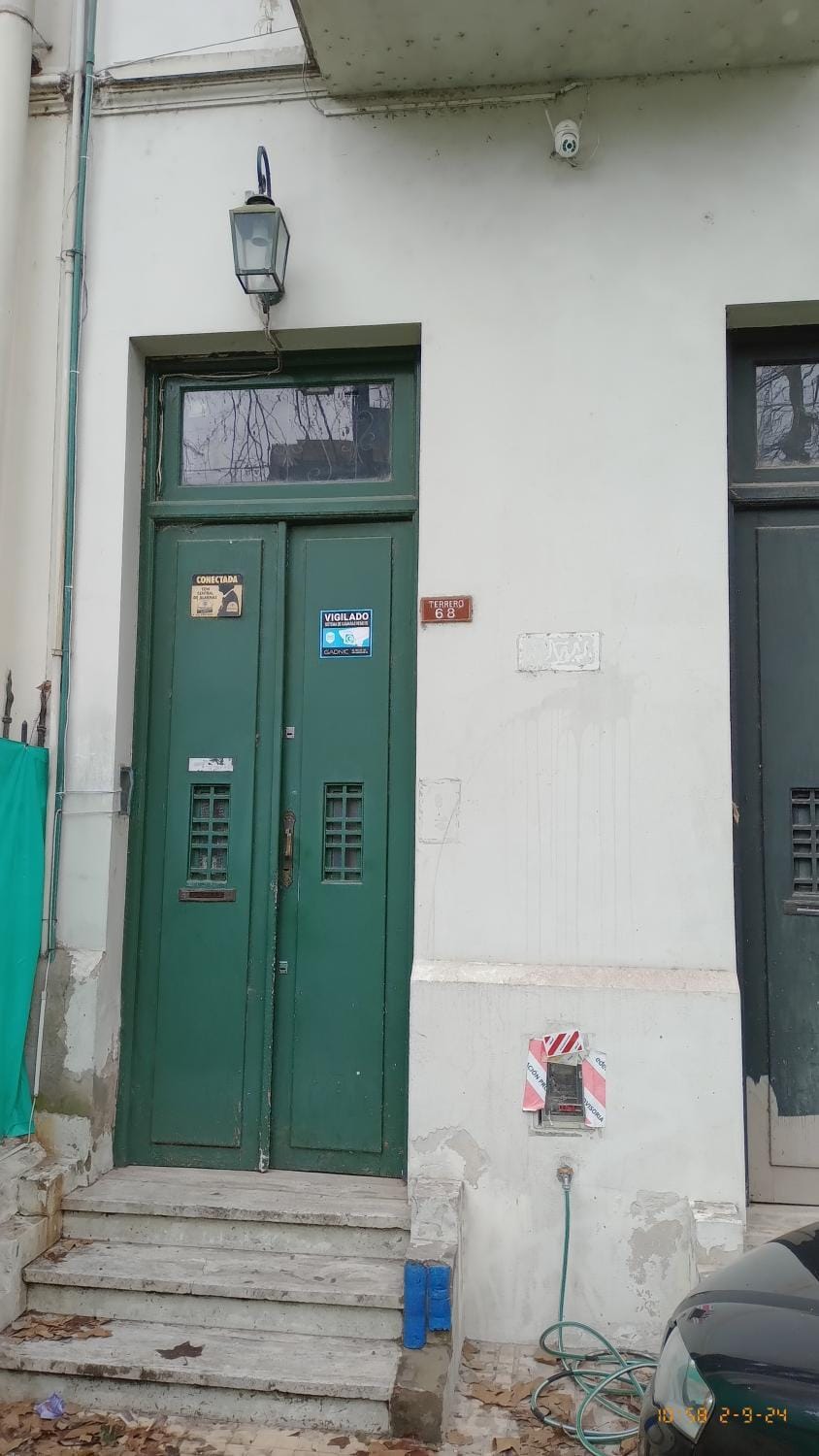 Facade/entrance, Dining area