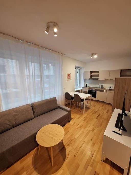 Central apartment with terrace and parking space Apartment in Linz