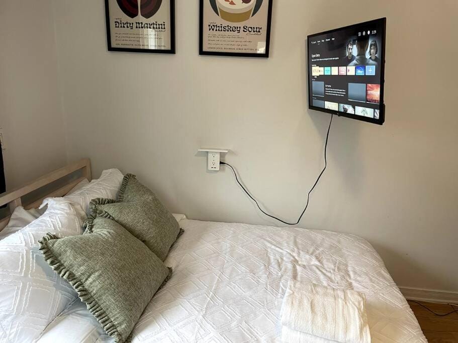 The Mini Apartment on Richer Apartment in Gatineau