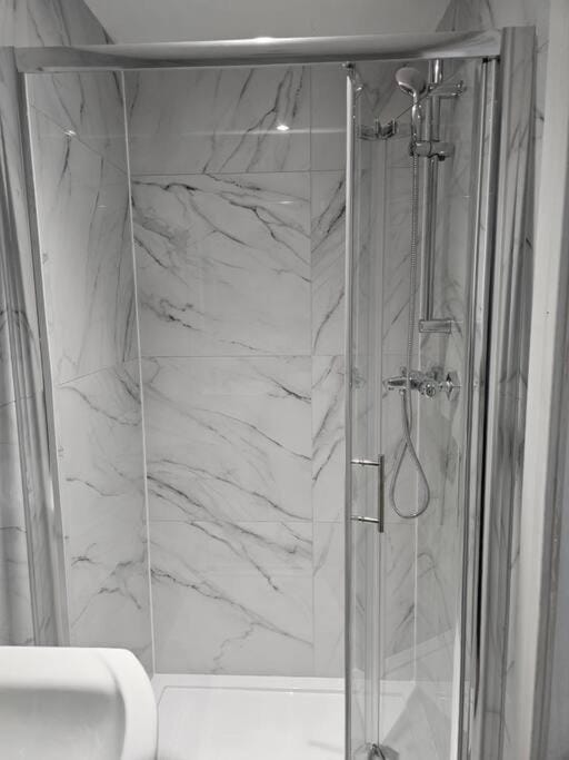 Tavellers Room in Delta DPF2 Apartment in Croydon