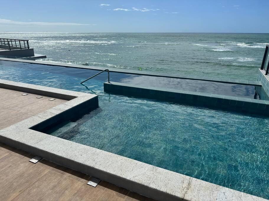 Apartamento térreo com piscina beira mar de Porto de Galinhas Apartment in Ipojuca