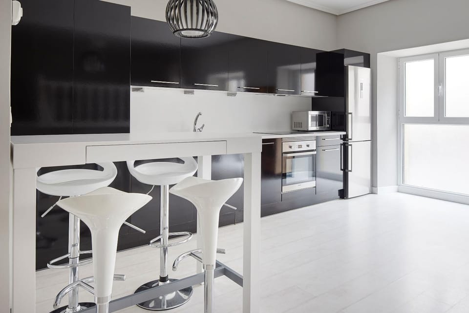 Kitchen or kitchenette