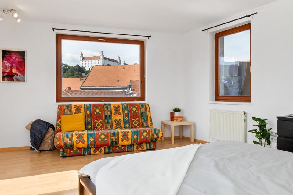 Bed, Bedroom, City view, City view
