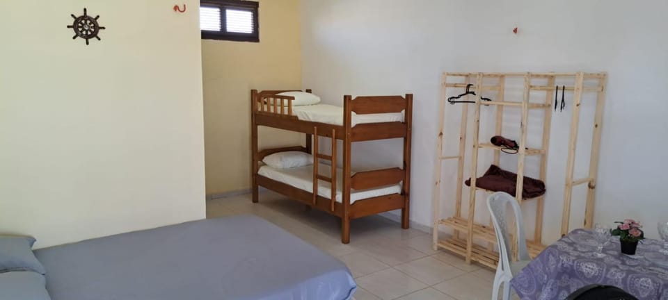 Bed, Photo of the whole room, Bedroom, bunk bed, towels