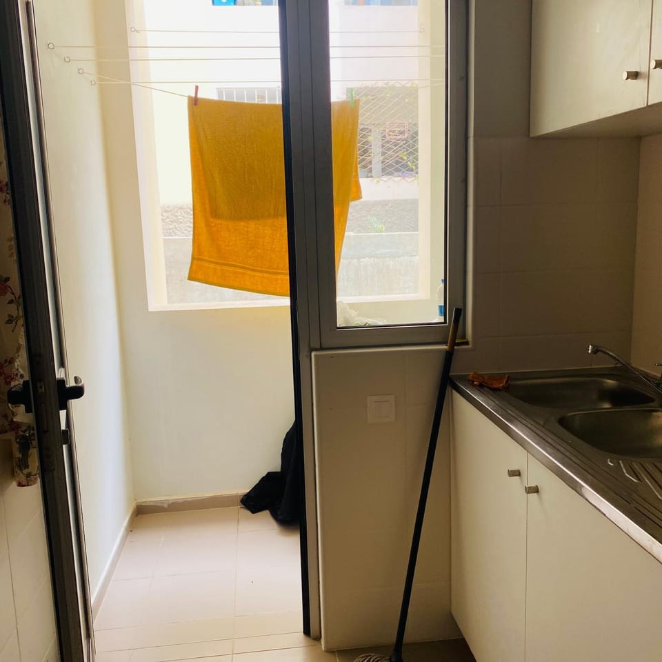 Apartamento T2 e escritorio mobiliado, tudo incluído , água, luz, internet, maquina de lavar Vacation rental in Cape Verde