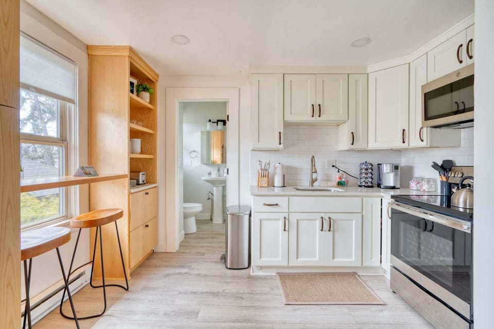 Stay Portland - Mt Tabor Retreat - Local Eateries - Shops - Bars House in Portland