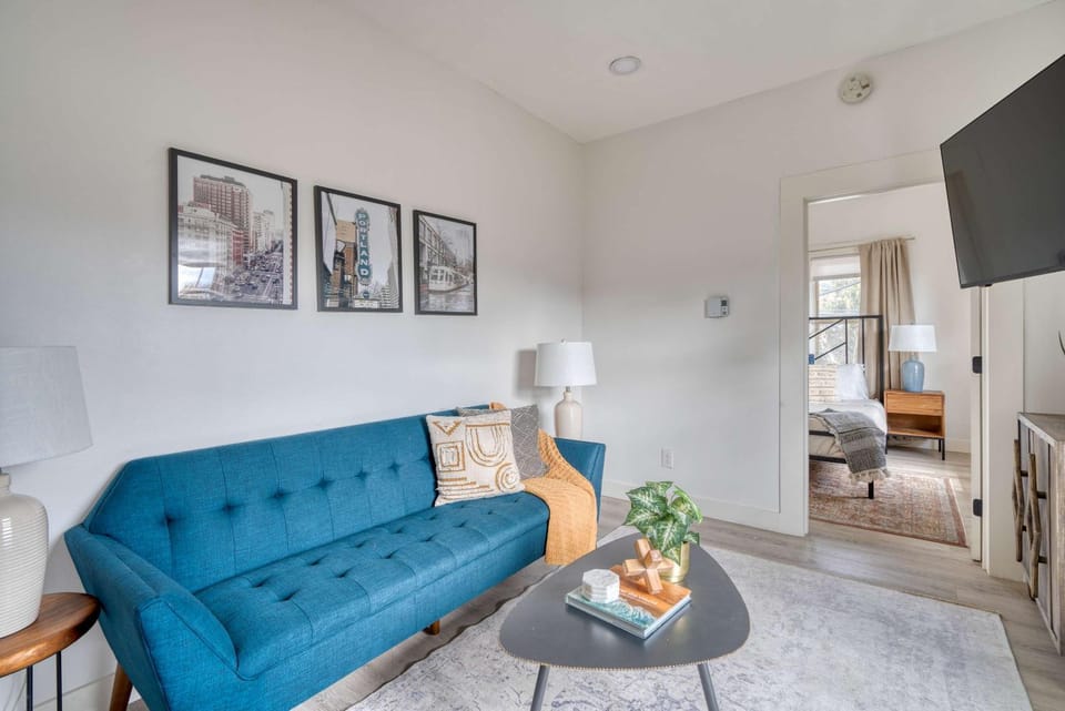Stay Portland - Mt Tabor Retreat - Local Eateries - Shops - Bars House in Portland
