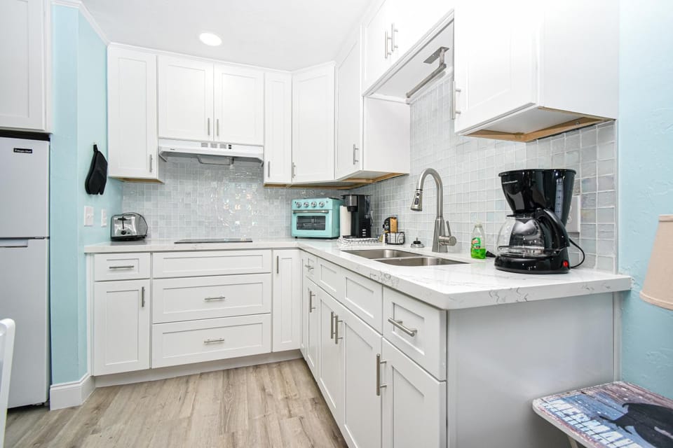 Coffee/tea facilities, Kitchen or kitchenette
