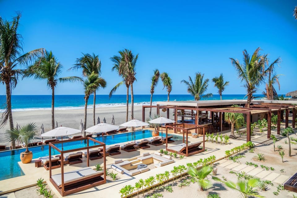 Day, Natural landscape, Beach, Pool view, Sea view, Swimming pool, sunbed