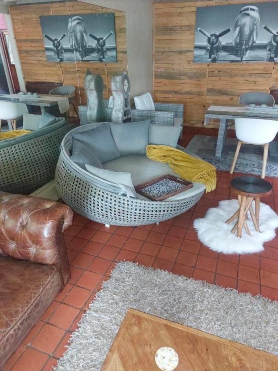 Richmond Hill Guesthouse- Serviced Condo Apartment in Port Elizabeth