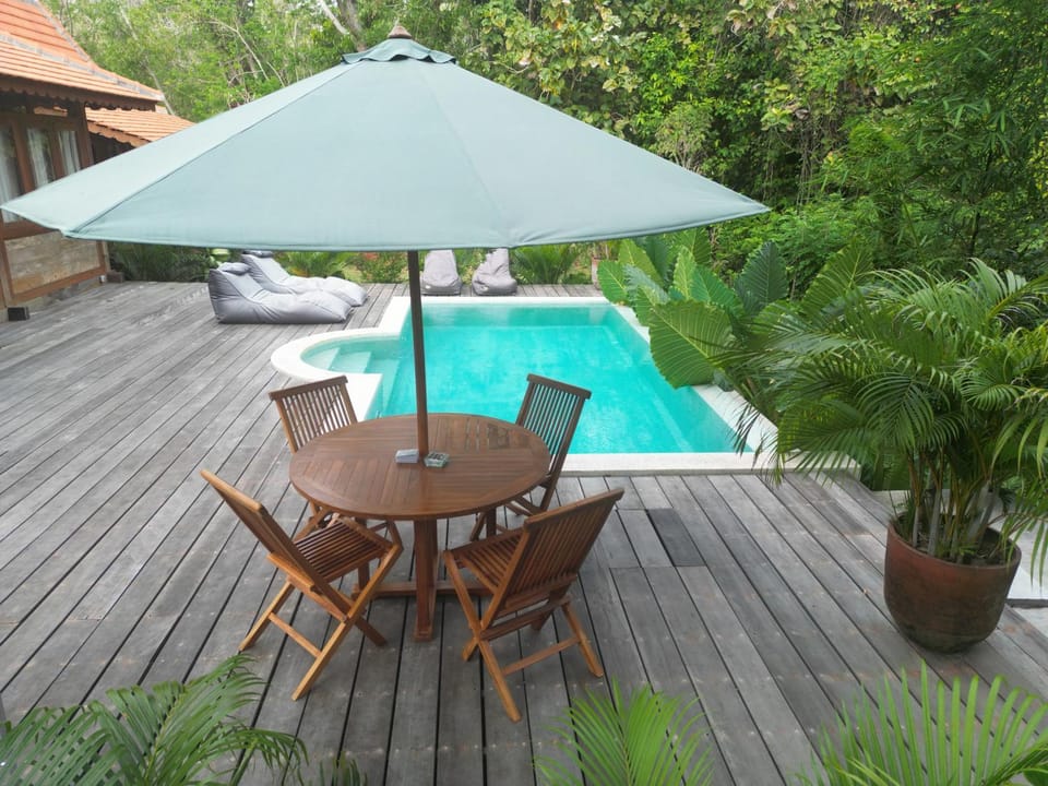 Balcony/Terrace, Swimming pool
