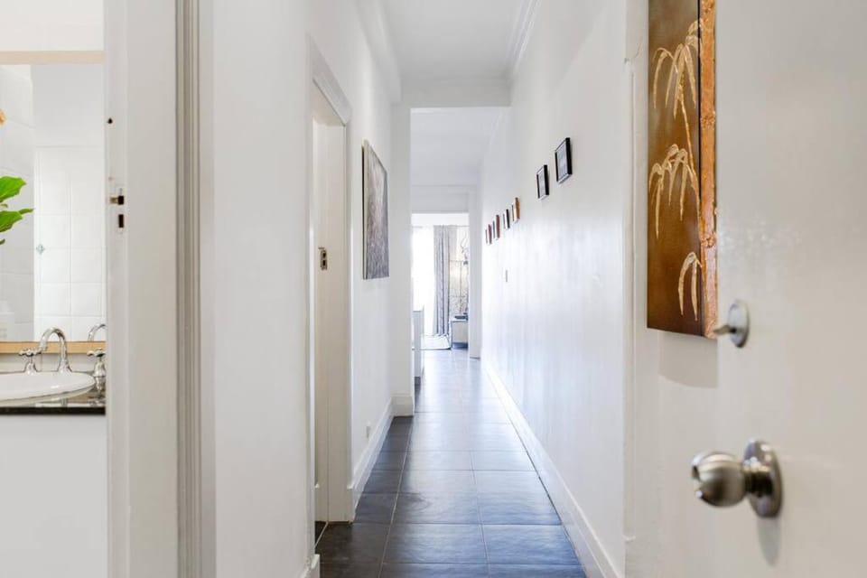 HolidayRento 2BR Beachfront Building on Bondi Beach Apartment in Sydney