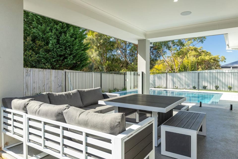 Patio, Pool view, Swimming pool