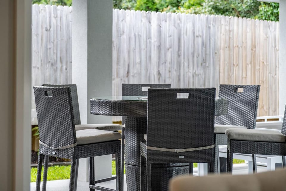 Patio, Seating area