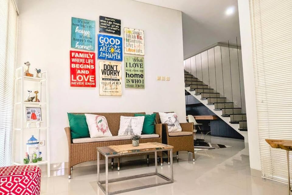 Cottonwood Villa Kuantan Jogja - Pool Netflix Gym Villa in Special Region of Yogyakarta