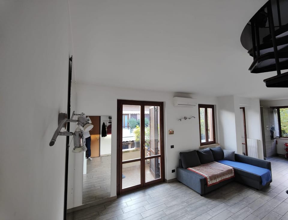 Ketty House B&B - Policlinico di Monza, U-Power Stadium Apartment in Monza