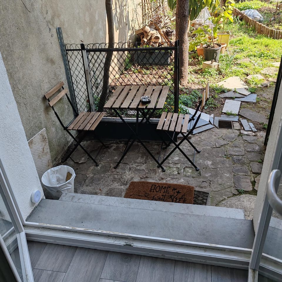 Patio, View (from property/room), Garden view