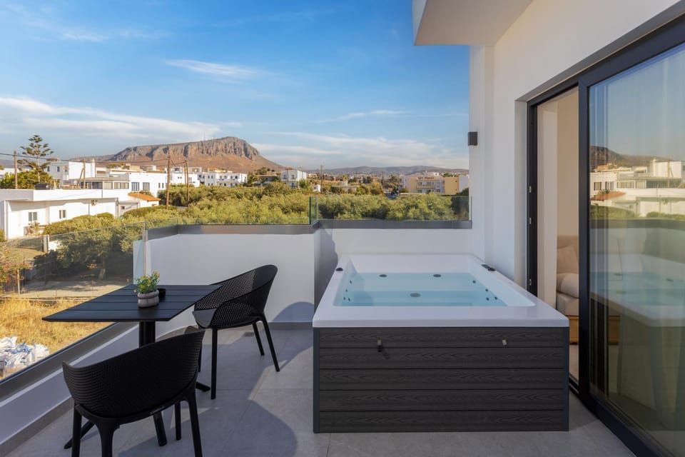 Day, Hot Tub, View (from property/room), Balcony/Terrace, Mountain view