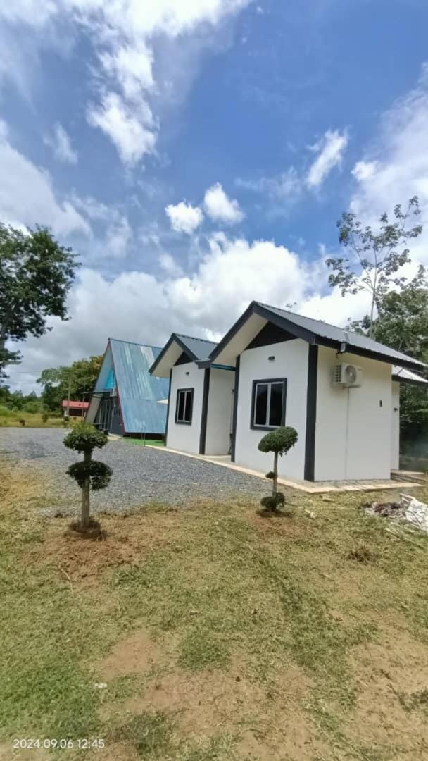 Nour homestay Rumah B House in Malaysia