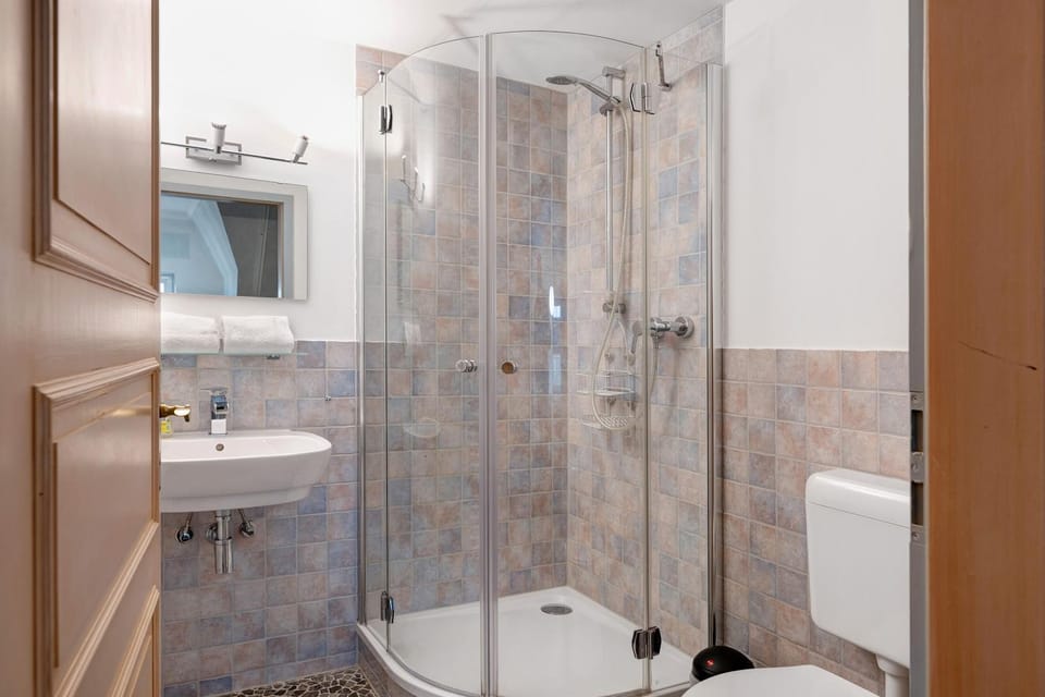 Bathroom, Living room