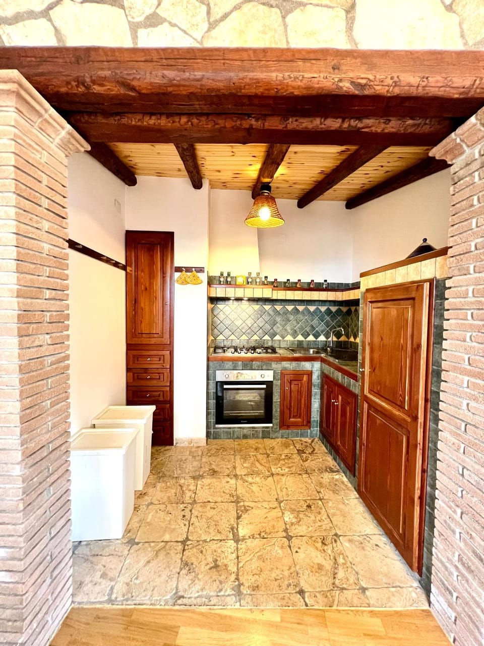 Kitchen or kitchenette, minibar, pet friendly, stove