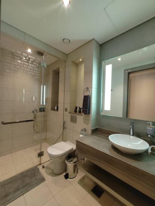 2BR Tower D Paramount Apartment Apartment in Dubai