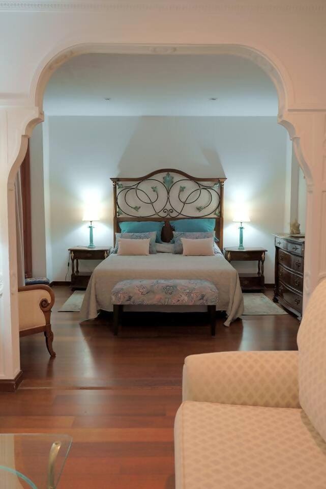 Home4u Santo Domingo Apartment in Granada
