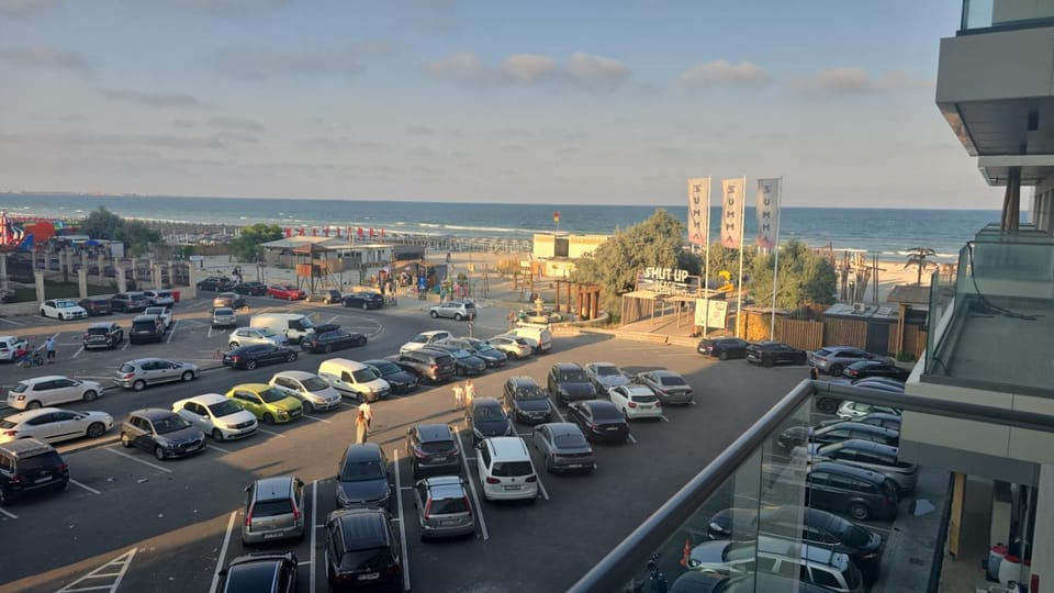 Zora Blue Studio Apartment in Constanța County