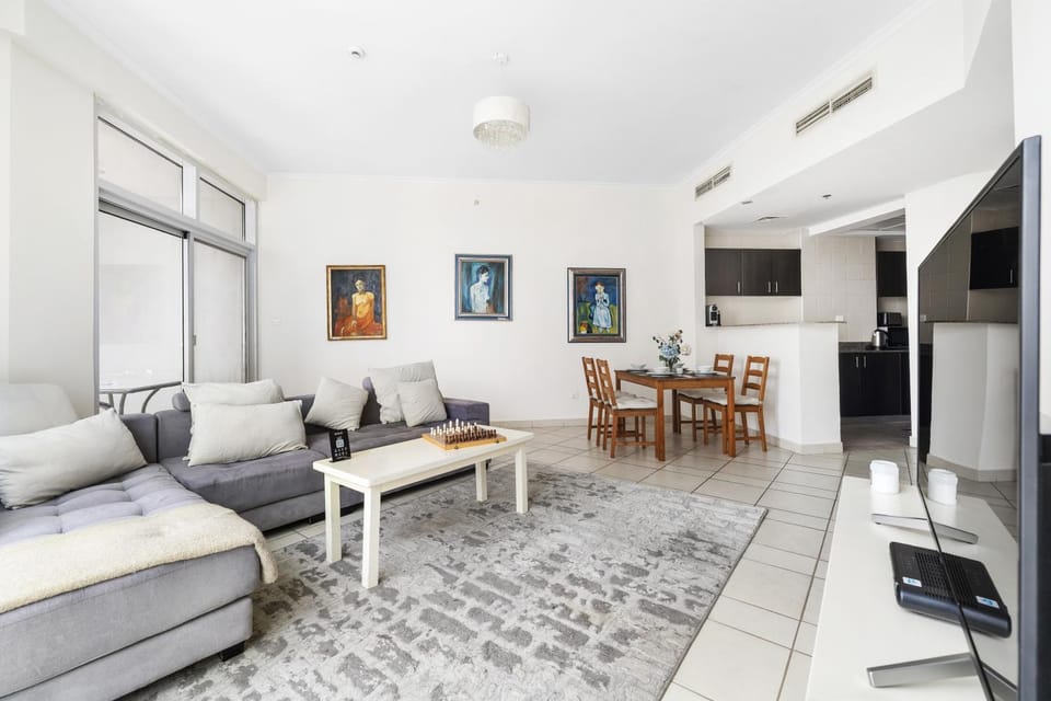 TV and multimedia, Kitchen or kitchenette, Living room, Seating area, Dining area, minibar, oven, pet friendly