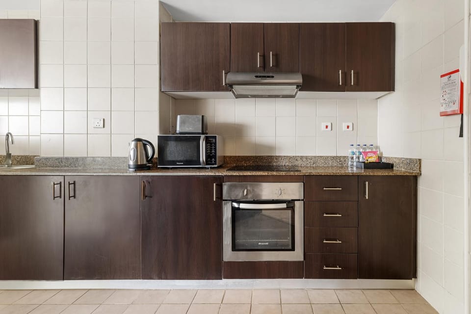 Coffee/tea facilities, Kitchen or kitchenette, dishwasher, minibar, oven, pet friendly, stove, toaster
