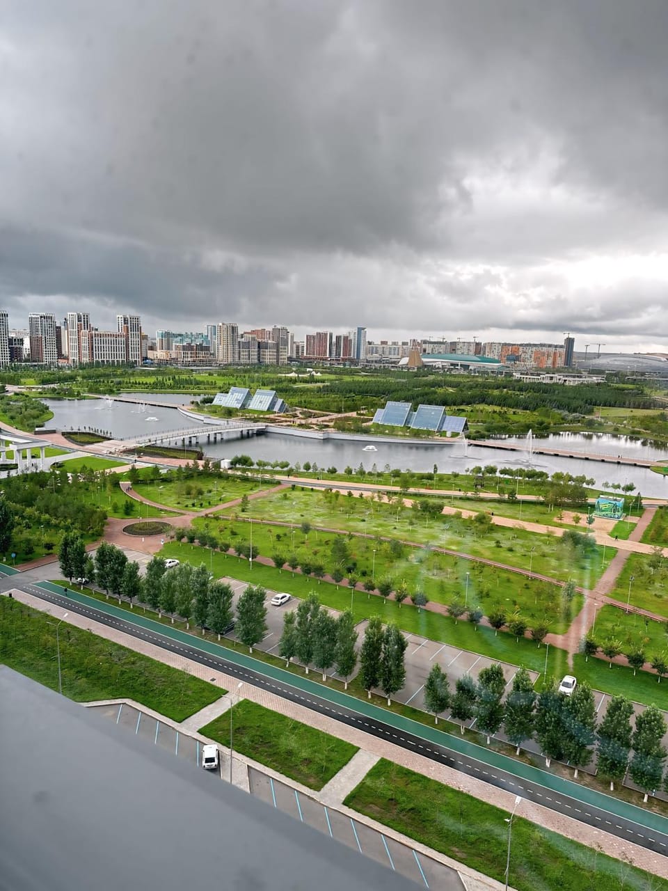 City view, Garden view