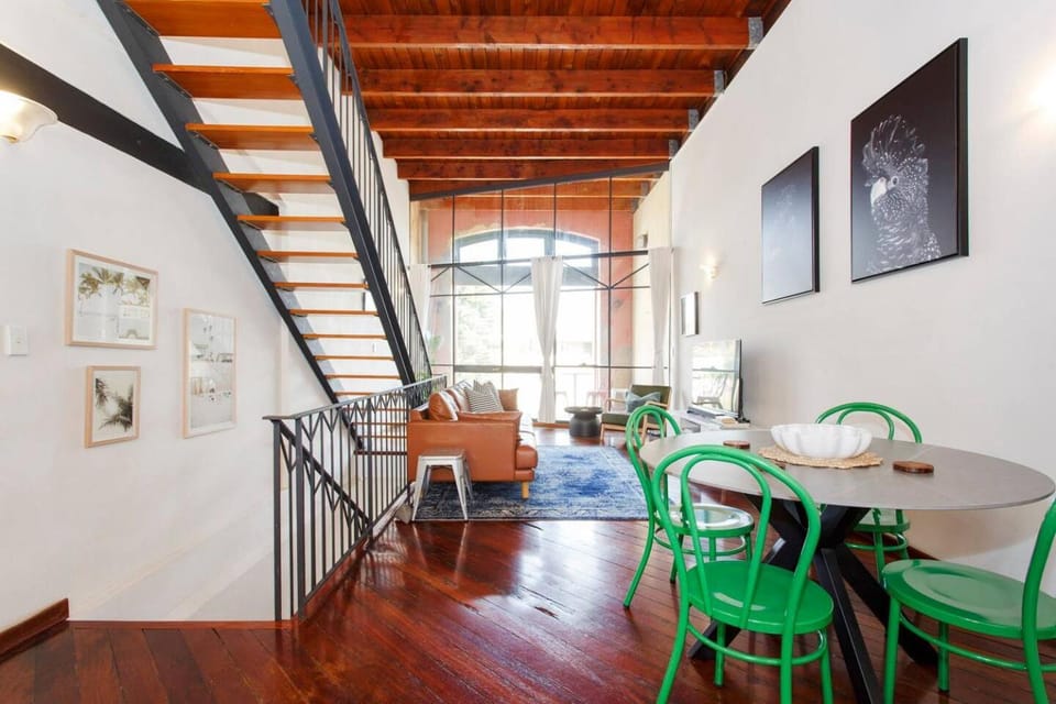 Bathers Beach Loft Rooftop Views Apartment in Perth