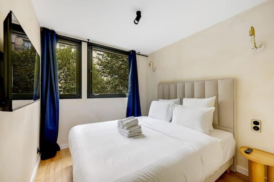 Appartement d'exception à Neuilly Achille Peretti I Apartment in Paris