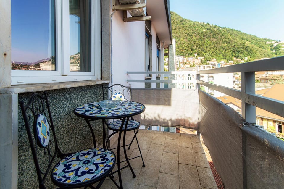 Property building, Balcony/Terrace