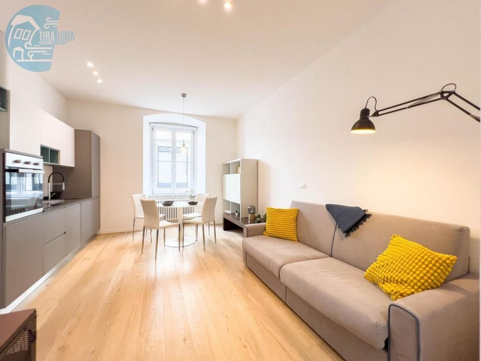Imbriani 4C Tirabora Short Rent Apartment in Trieste