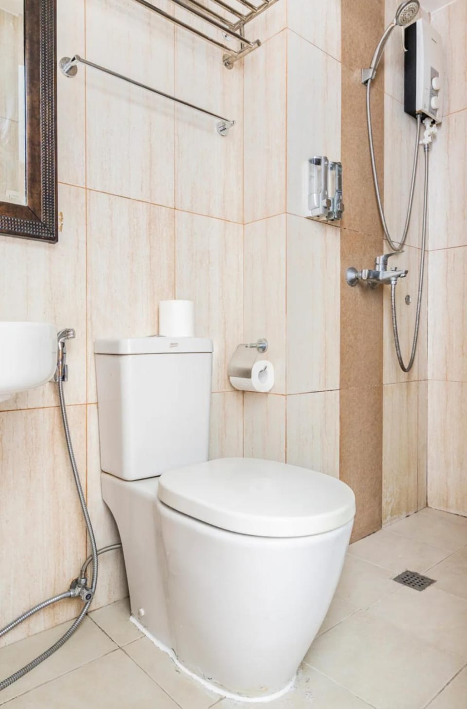 8 Adriatico Homestay - S Apartment in Manila City
