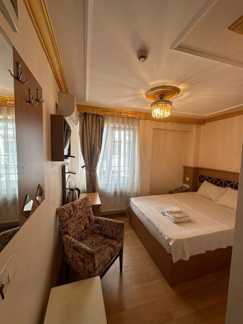 Photo of the whole room