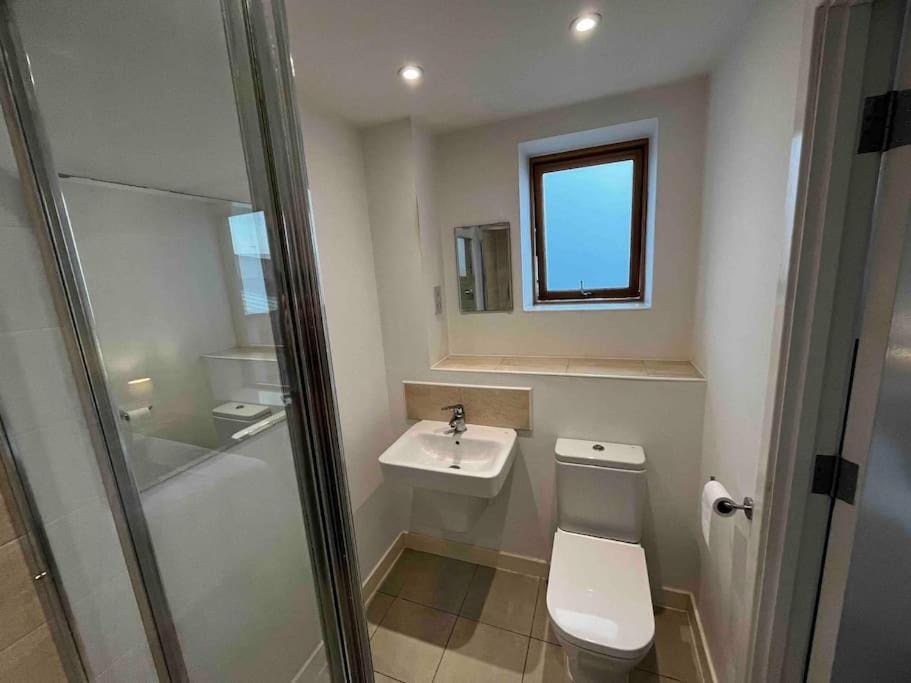 2 Bedroom Eco House with South Facing Balcony Apartment in Nottingham
