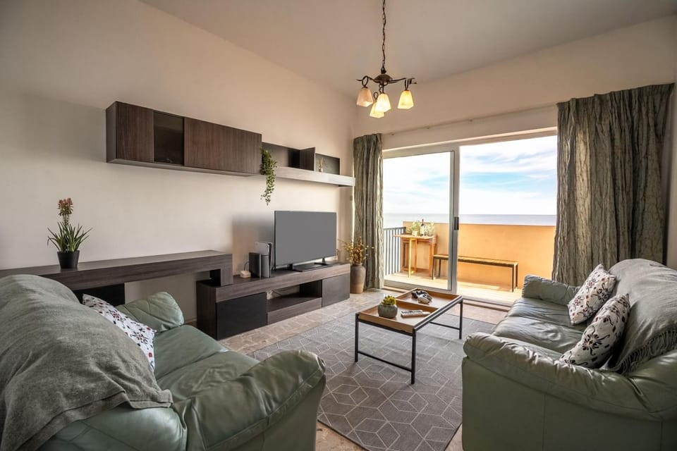Sea Front 3 Bedroom Apartment with PS5 Apartment in Sliema