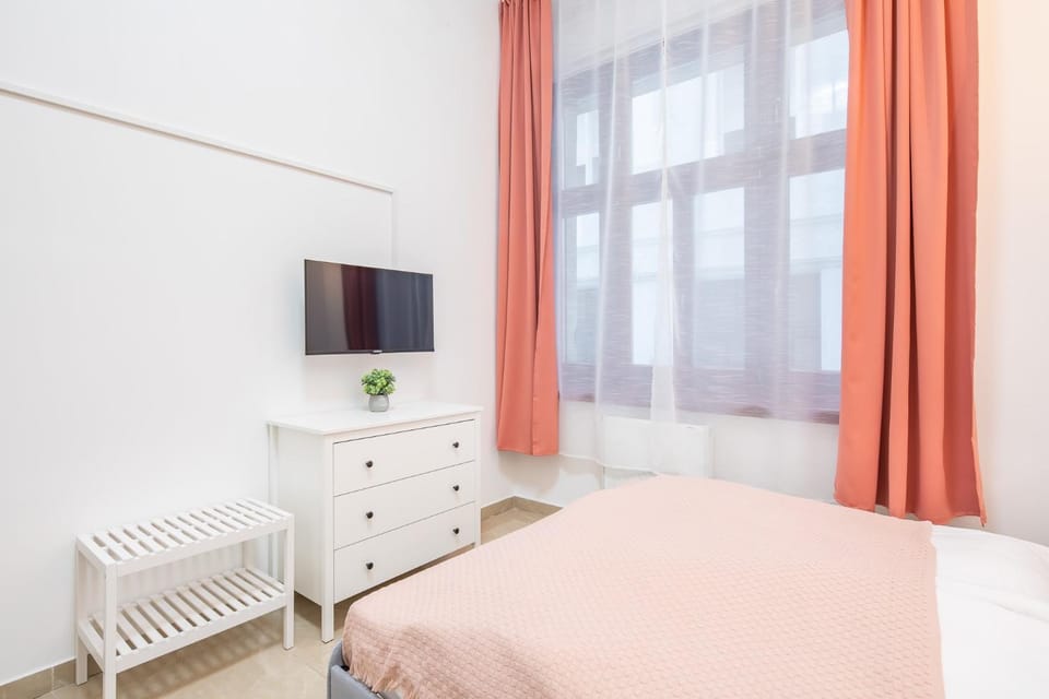 Central - Modern - Good Sleep Apartment in Budapest