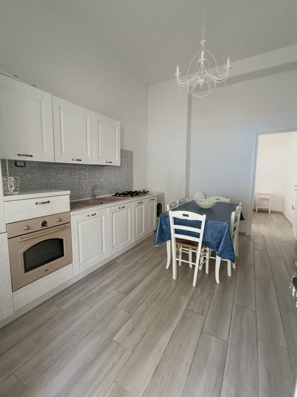 Day, Living room, Seating area, oven, soundproof, washing machine, kitchen