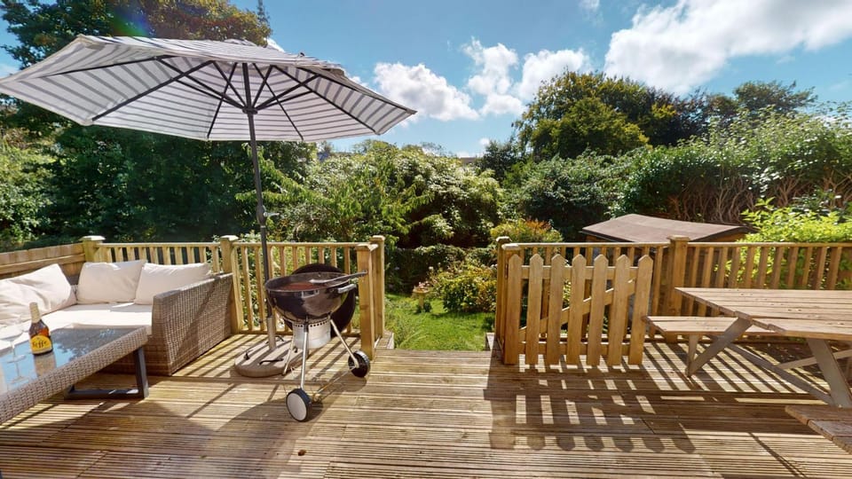 Property building, Balcony/Terrace