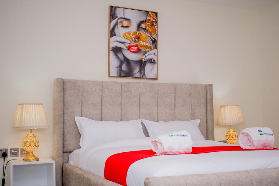 Bed, Photo of the whole room, Decorative detail, Bedroom