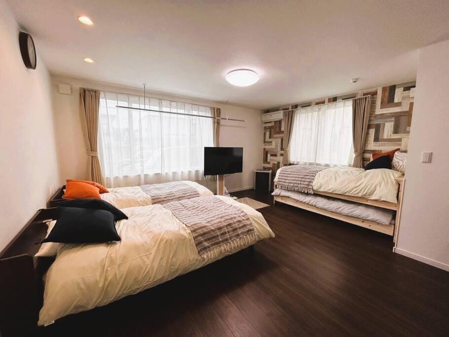 Fort Greene RoomS Apartment in Hokkaido Prefecture