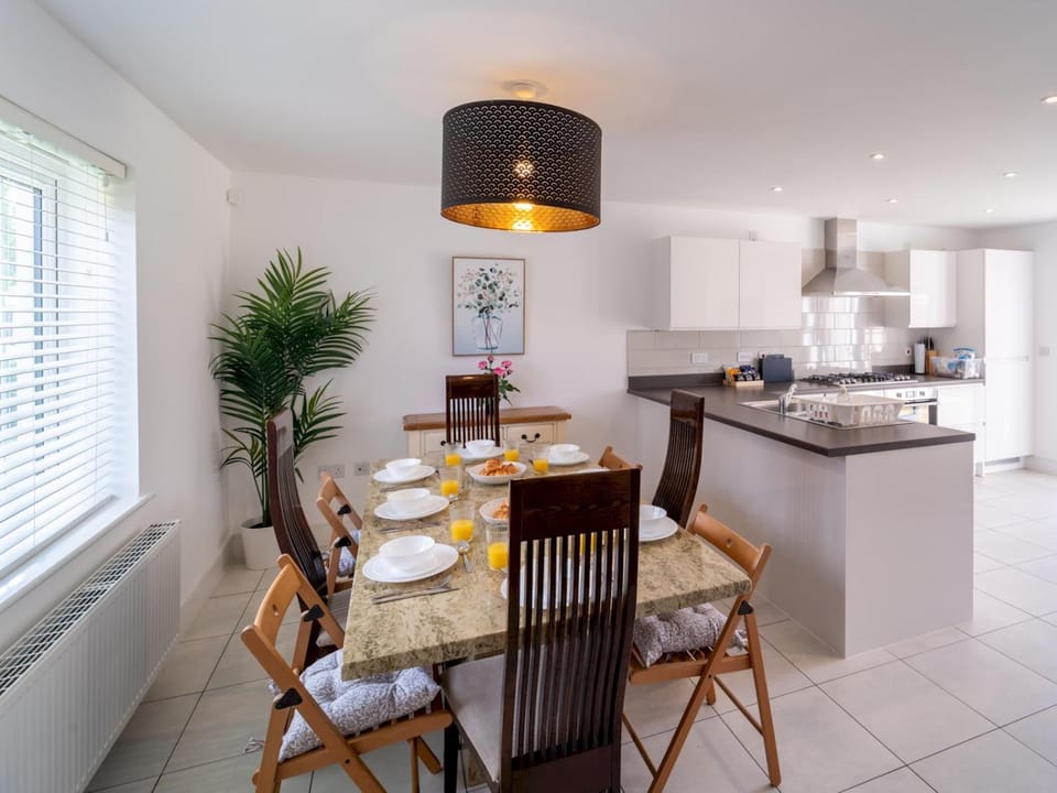 Other, Dining area